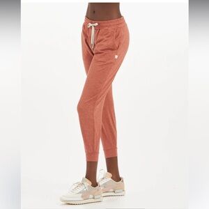 Vuori Performance Jogger Women's DreamKnit™ Joggers in cinnamon heather